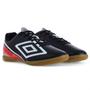 Imagem de Chuteira Umbro Futsal Force Preto Branco e Coral - Masculino