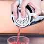 Imagem de Coador Strainer Peneira Profissional 4 Apoios Para Coquetéis Drinks Bartender Bar Restaurante