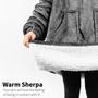 Imagem de Cobertor vestível com capuz Kinisa Sherpa Fleece para adulto