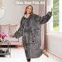 Imagem de Cobertor Vestível com Capuz THREE POODLE Oversized Sherpa