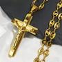 Imagem de Colar com Pingente de Crucifixo em Aço Inoxidável Dourado - Masculino