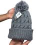 Imagem de Combo Inverno Quentinho Feminino Para Viagem Com Touca Pompom Lã E Luva Touch Screen Para Celular