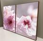 Imagem de Conjunto com 2 quadros decorativos Floral com o fundo lilás.