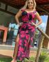 Imagem de Conjunto de cropped com saia no tecido na malha na cor rosa Chok com bojo, veste tamanho42.