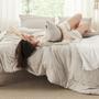 Imagem de Conjunto de Edredom Bedsure Bege - Tamanho Queen com Prega Fina
