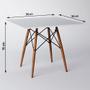 Imagem de Conjunto De Mesa De Jantar Eames Eiffel Quadrada 90cm Tampo De Madeira Branco Com 4 Cadeiras Brancas