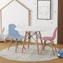 Imagem de Conjunto de Mesa Eames Eiffel Madeira Infantil 68cm Redondo Branco 1 Cadeira Azul 1 Cadeira Rosa