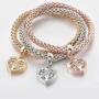Imagem de Conjunto De Pulseiras Elásticas Femininas De 3 Cores Com Pingente De Coração Joias Da Moda Para