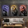 Imagem de conjunto de quadros decorativos 3 peças homem com capacete"