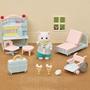 Imagem de Conjunto Inicial de Brinquedo Dollhouse Calico Critters Village Doctor