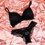 Imagem de Conjunto lingerie preta com bojo m