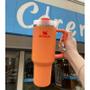 Imagem de Copo Quencher 887 ml Nectarine Stanley