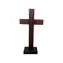 Imagem de Cruz de Madeira com Base Crucifixo de Mesa com Cristo 24,5 cm Com Pedestal Para Altar Sala Quarto de Mesa com Pézinho