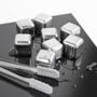 Imagem de Cubos De Gelo Aço Inox Metal Com Pegador Drinks Kit Com 8 Un