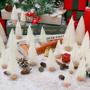 Imagem de Decoração de árvore de Natal Ayieyill Mini 30 unidades com base de madeira