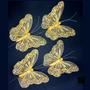 Imagem de Decoração natalina kit c/4 borboletas organza dourada c/pedras -15cm.