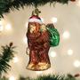 Imagem de Enfeites de Natal do Velho Mundo Santa Sasquatch Glass Blowown Ornaments para a árvore de Natal