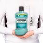 Enxaguante Bucal Listerine Cool Mint Refrescância Intensa 1L Imagem de Enxaguante Bucal Listerine Cool Mint Refrescância Intensa 1L