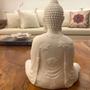 Imagem de Escultura Buda Sidarta Meditação Pó De Mármore Branco 23Cm