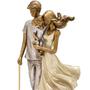 Imagem de Escultura de resina Família com pet 13x25 cm - Mabruk