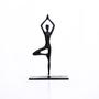 Imagem de Escultura Decorativa em Metal Preto Yoga 20x12 cm - D'Rossi