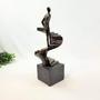 Imagem de Escultura Homem Subindo Escada Bronze 34X14X14Cm