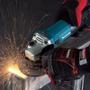 Imagem de Esmerilhadeira Angular 4.1/2" GA4530 720W 220V Makita Com Discos e Maleta