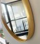 Imagem de Espelho Orgânico Decorativo com Moldura Dourada em Couro Eco 