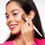 Imagem de Essence 01 It'S Glow Time Pincel para Blush e Iluminador Roxo