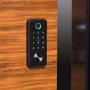 Fechadura Digital Beluni Nero Pivotante Bluetooth TTLock 402 Imagem de Fechadura Digital Beluni Nero Pivotante Bluetooth TTLock 402