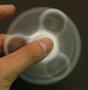 Imagem de Fidget Hand Spinner Controla Estresse Ansiedade Rolamento Branco (BSL-GIRA-1)