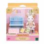 Imagem de Figura e Conjunto - Sylvanian Families - Escrivaninha - Menina Coelho Neve - Epoch Magia