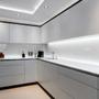 Imagem de Fita LED 6W - 05 metros 12v Com Fonte Bivolt - 30 LED/Metro - Taschibra