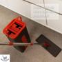 Imagem de Flat Mop Rodo Lava e Seca com Balde e Refil  Limpeza Eficiente e Sem Esforço