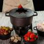 Imagem de Fondue 1,7 L Com 6 Garfos Mais Rechaud De Ferro Fundido