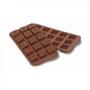 Imagem de Forma de Silicone para Chocolates e Bombons Formato Quadrado 15 Cavidades  Unicasa 