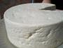 Imagem de Forma plástica redonda para queijo frescal de 1 kg injesul