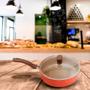 Imagem de Frigideira Enjoy Reta 20cm com Tampa de Vidro: Cozinhe com Qualidade e Praticidade em sua Cozinha