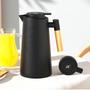 Garrafa Led Térmica 1L Preta Ideal Manter Café E Chás - Laurus Imagem de Garrafa Led Térmica 1L Preta Ideal Manter Café E Chás