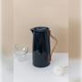 Imagem de Garrafa Térmica 1 Litro Café Chá de Plástico com Cabo em Bambu Kyoto Lehaví
