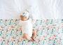 Imagem de Grande tricô premium baby swaddle recebendo cobertor leilani por pérola de cobre