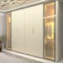Imagem de Guarda Roupa de Casal Gelius Innova com  250 cm de Largura 6 portas com 2 portas de vidro reflecta 4 gavetas com pés e LED OFF White