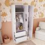 Imagem de Guarda Roupa Infantil 3 Portas com Janelas Losango e 2 Gavetas 100% MDF Cocada