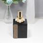 Imagem de Home Spray Preto Vidro Cubo Fancy dourado 5F