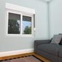 Imagem de Janela de Correr PVC 2 Folhas com Vidro, Persiana e Trava Hauskin Wigga 120cmx120cm Branco