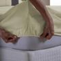 Imagem de Jogo de Cama Casal 3 Peças Percal 200 Fios com Ponto Palito Lençol com Elástico e Fronhas