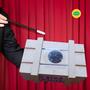 Imagem de Jogos Quebra-Cabeças e Racha Cucas  COMBO FESTA 10 ITENS  "Seja rápido e Preciso"  Truque, Enigma