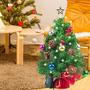 Imagem de Joiedomi 23" Árvore de Natal prelit tabletop com luzes multicoloridas, holly berries, pine cones, star tree topper & ornamentos para melhores decorações da temporada de natal