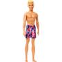 Imagem de Ken de Praia com Traje Tie DYE Mattel HXX52