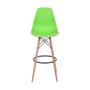 Imagem de Kit 02 Banquetas Boxbit Dkr Eames Pp Verde Base Madeira